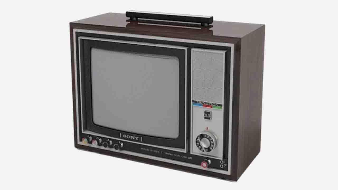 テレビ SONY TRINITRON COLOR TV(PORTABLE) Sony's Forgotten 100-Inch Flat TV From 1968
