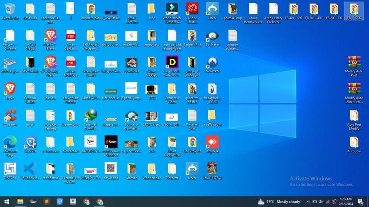 Nguồn ảnh: Pinterest. Màn hình của mình ban đầu còn hơn cỡ này :))