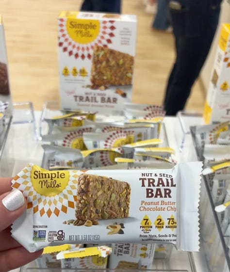 Edamame, trail bar Simple Mills, Chomps