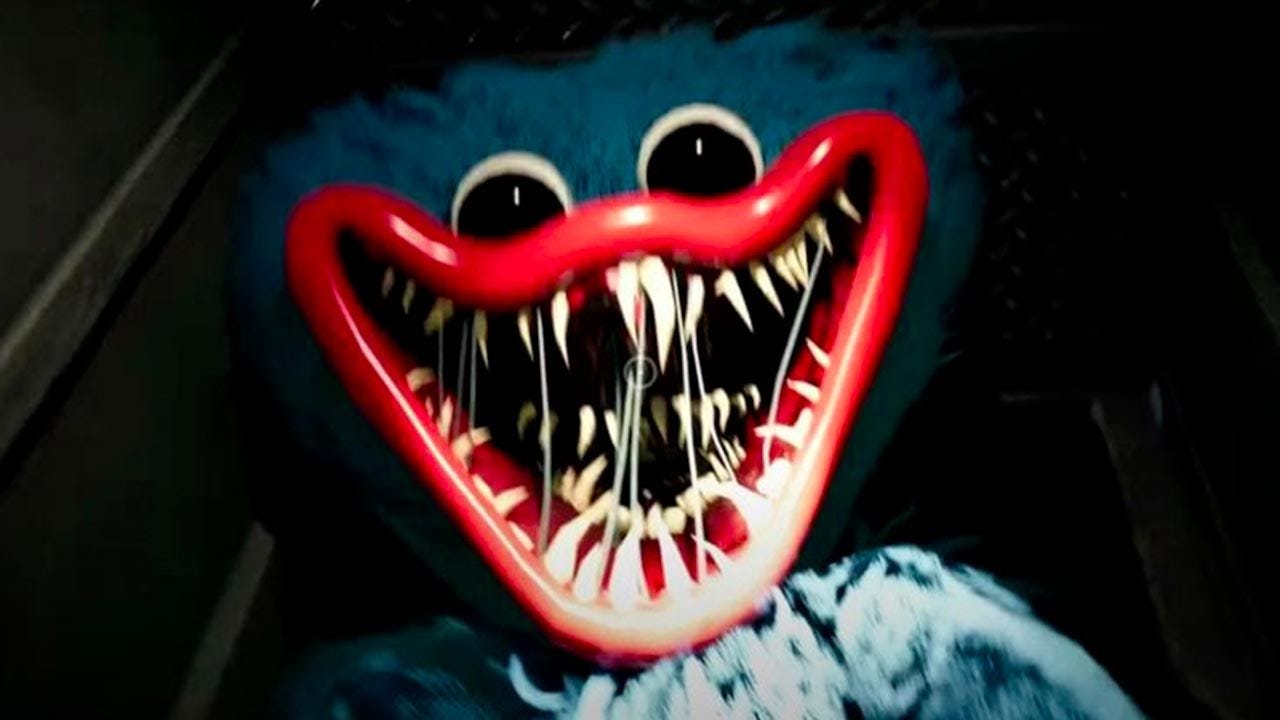 Che cosa è Huggy Wuggy di Poppy Playtime? - Everyeye.it Che cosa è Huggy Wuggy di Poppy Playtime? - Everyeye.it
