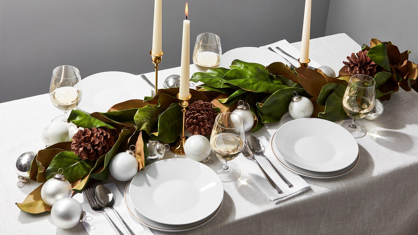 21 Christmas Table Decorations for a Festive Holiday Dinner | Epicurious