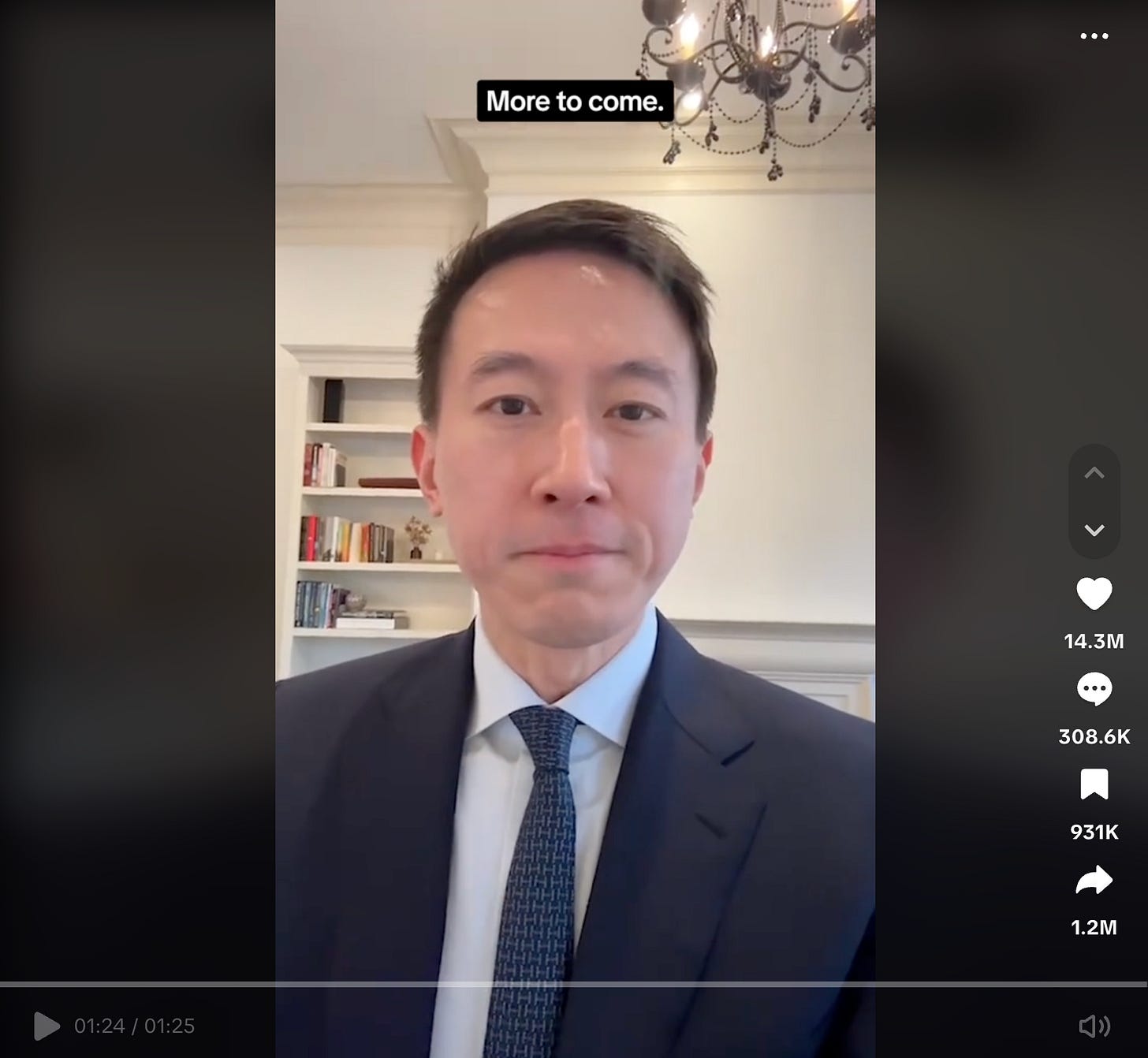 Shou Zi Chew, director de TikTok en Estados Unidos, en un video el viernes cuando la Corte refrendó la ley que prohíbe a TikTok en ese país.