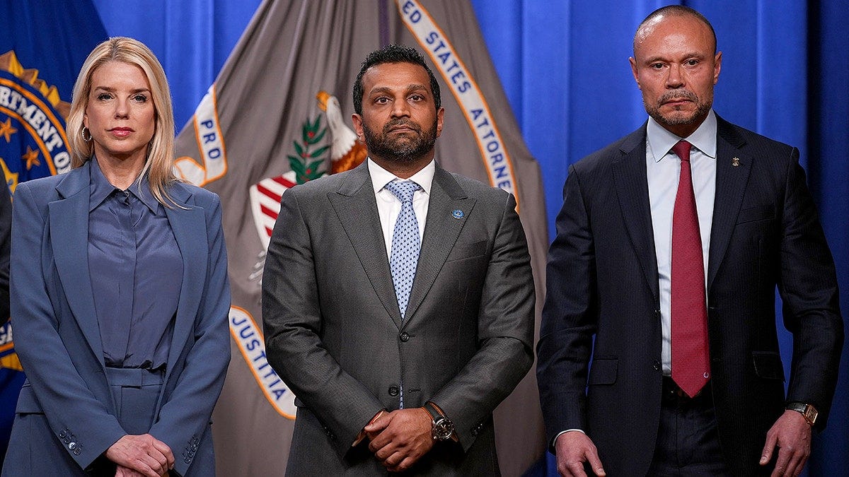 After announcing plan to depart FBI, Dan Bongino responds to Patel's praise  | Fox News