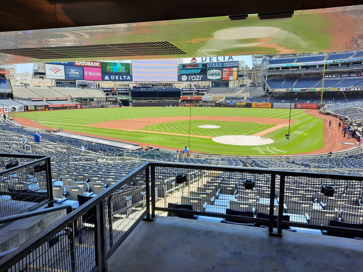 yankeeconcourse.jpg