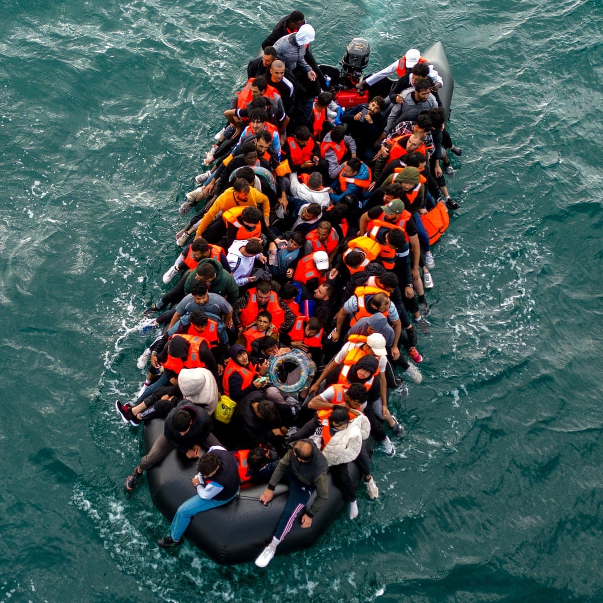 Weather blamed for small boat arrivals rising to 20,000 under Labour | Immigration and asylum | The Guardian Weather blamed for small boat arrivals rising to 20,000 under Labour | Immigration and asylum | The Guardian