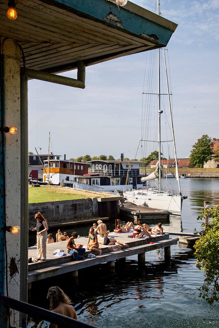 La Banchina, a waterside seafood restaurant and bar in Copenhagen.
