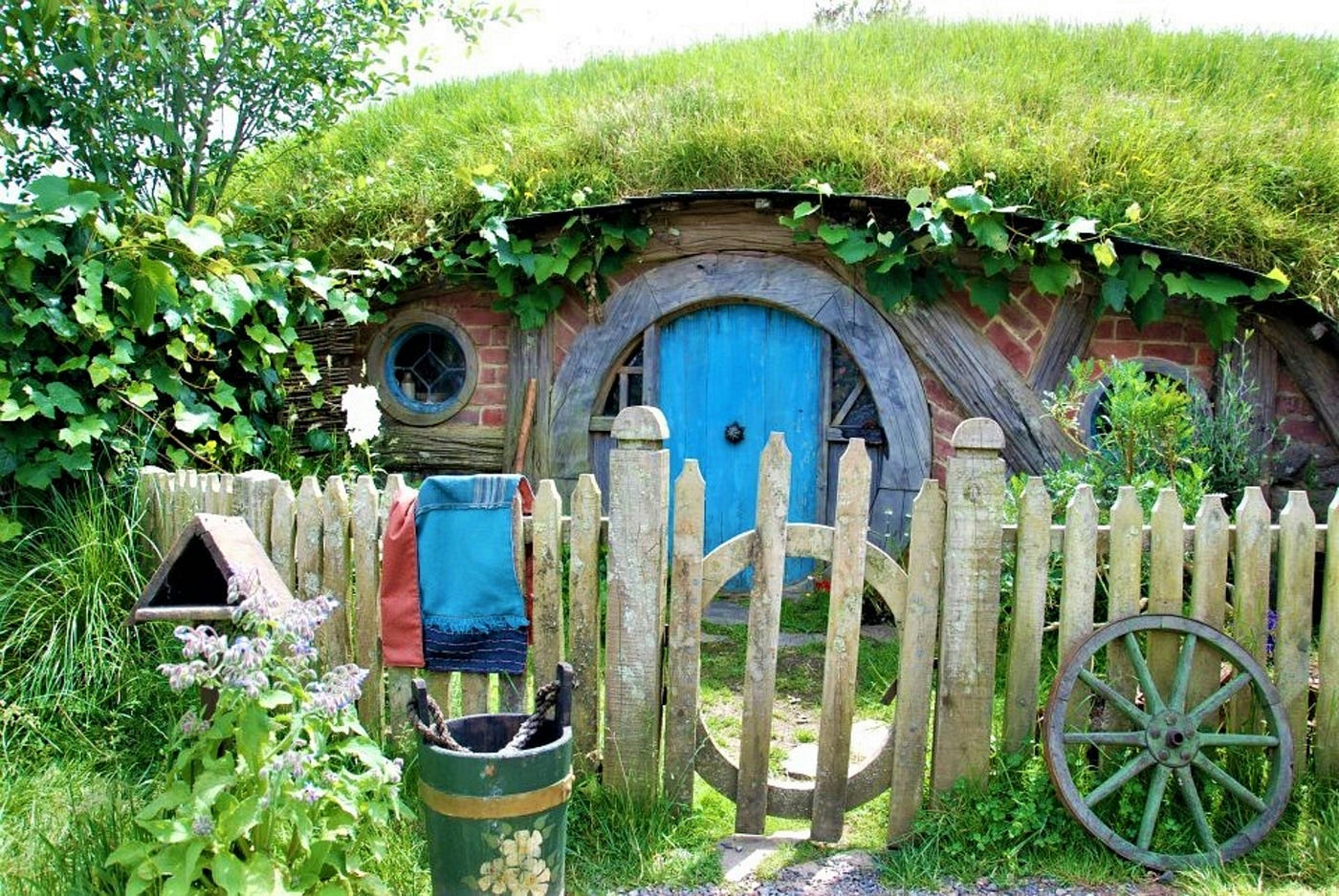 10 Reasons I'd Make a Better Hobbit than Human | by Leah Welborn |  ILLUMINATION | Medium