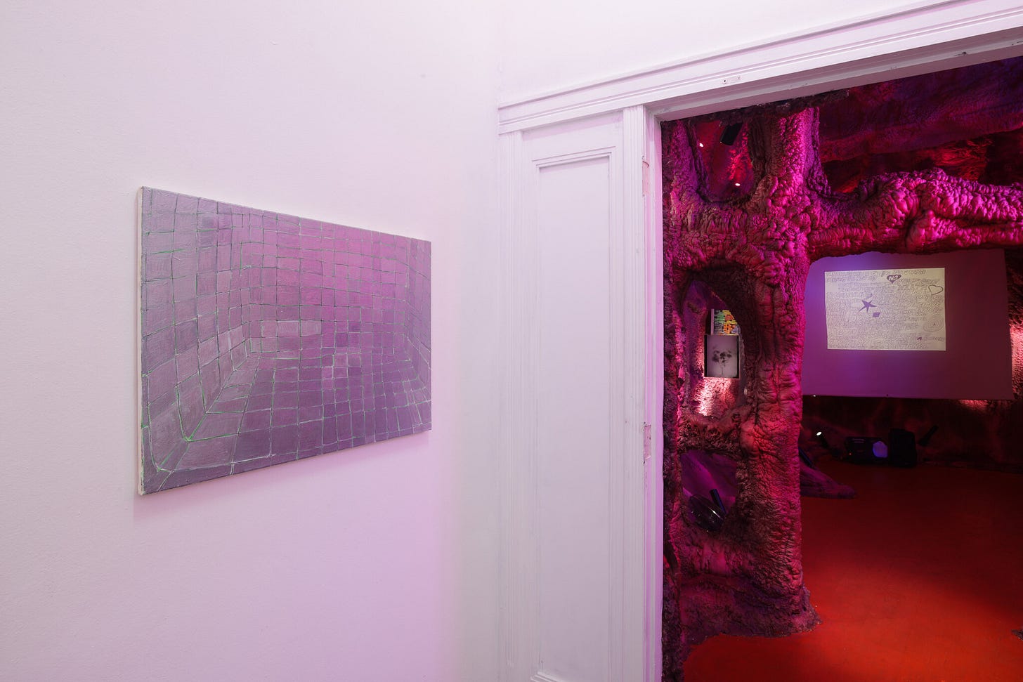 <p>Evie Poggioli, <em>Mirror Box Head</em>, 2025, acrylic on canvas, Suicidal Oil Piglet: The Womb. Photo: Joseph Doggett-Williams</p> <p>Evie Poggioli, <em>Mirror Box Head</em>, 2025, acrylic on canvas, Suicidal Oil Piglet: The Womb. Photo: Joseph Doggett-Williams</p>