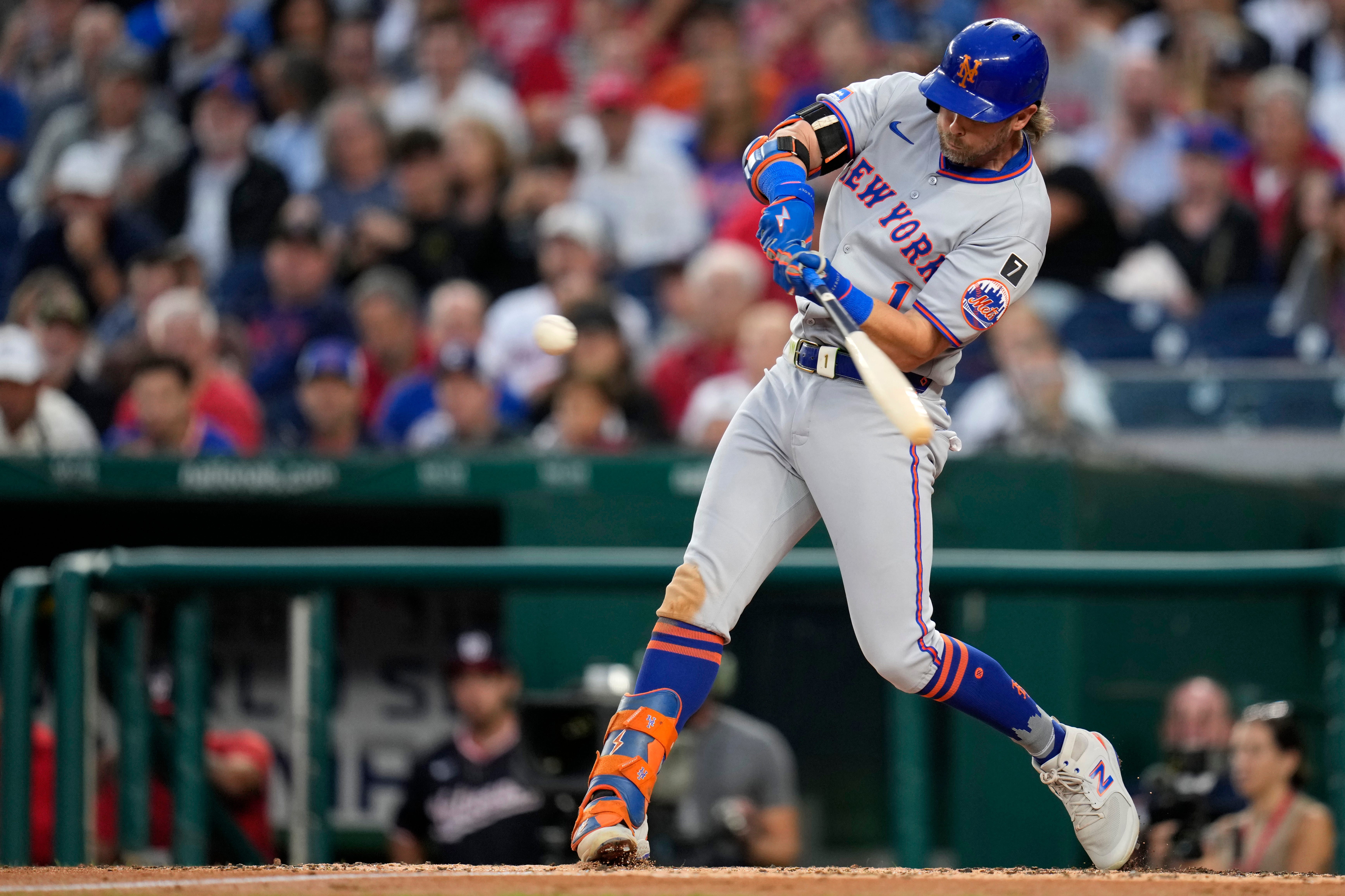 Jeff McNeil ゲーム実使用サイン入りシューズ　MLB Jeff McNeil ゲーム実使用サイン入りシューズ MLB Jeff McNeil ゲーム