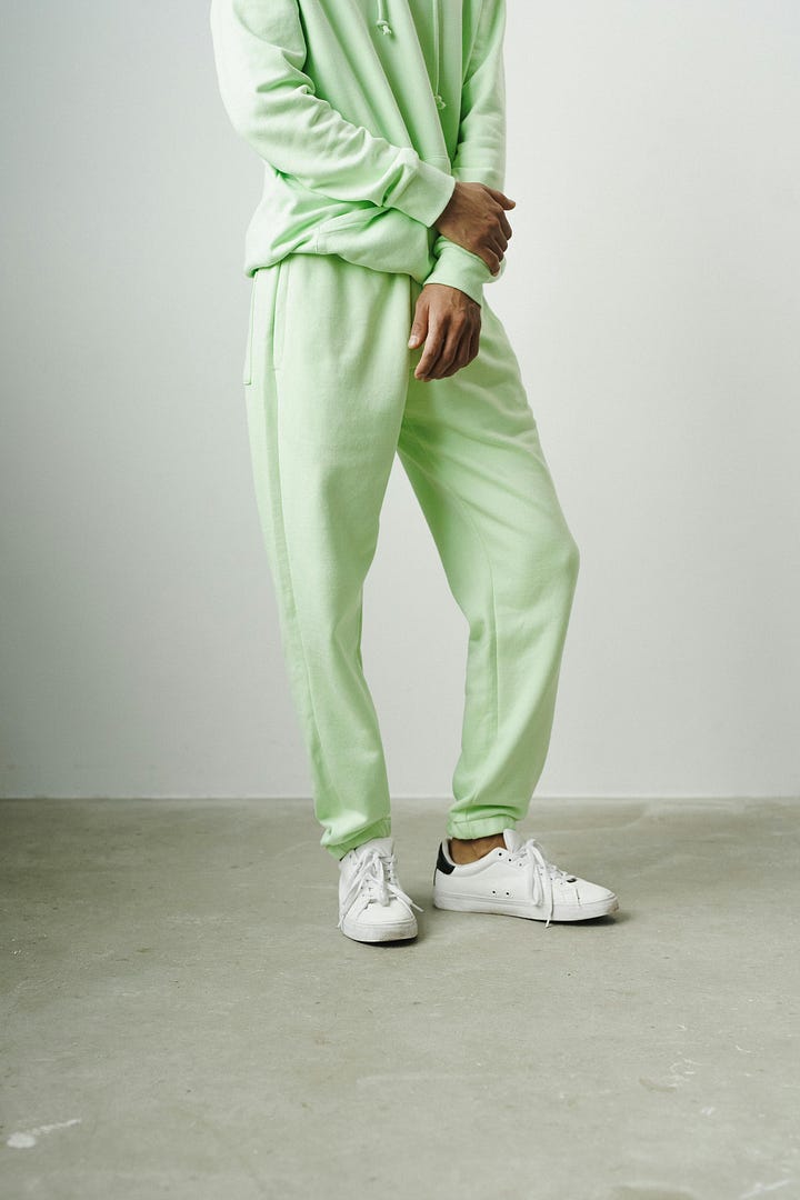 A patchwork pocket tote, Jogger style sweatpants