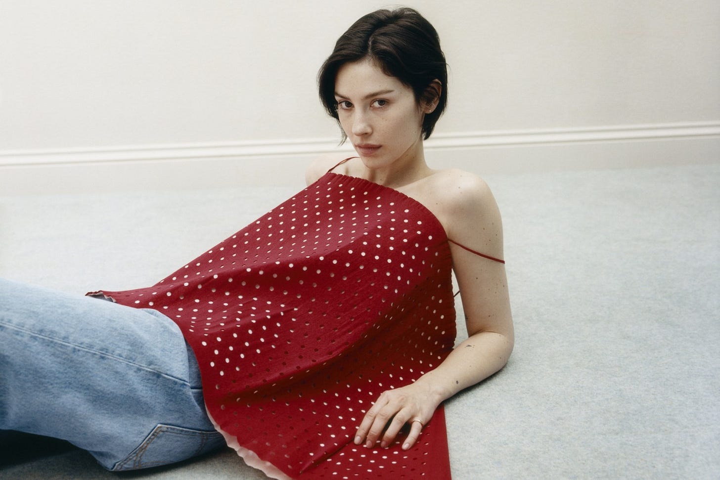Gracie Abrams New Album Review: 'Daughter From Hell'