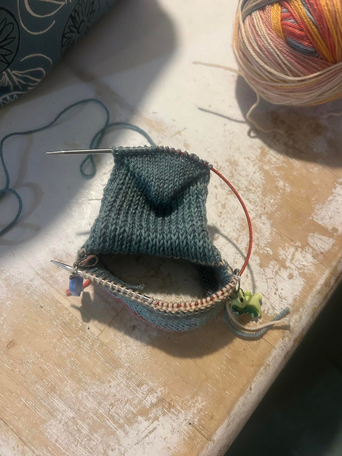 No photo description available.