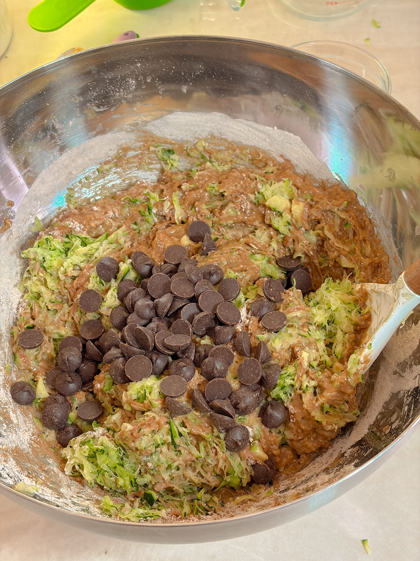 The best gluten-free dark chocolate chunk zucchini muffins I've ever had The best gluten-free dark chocolate chunk zucchini muffins I've ever had
