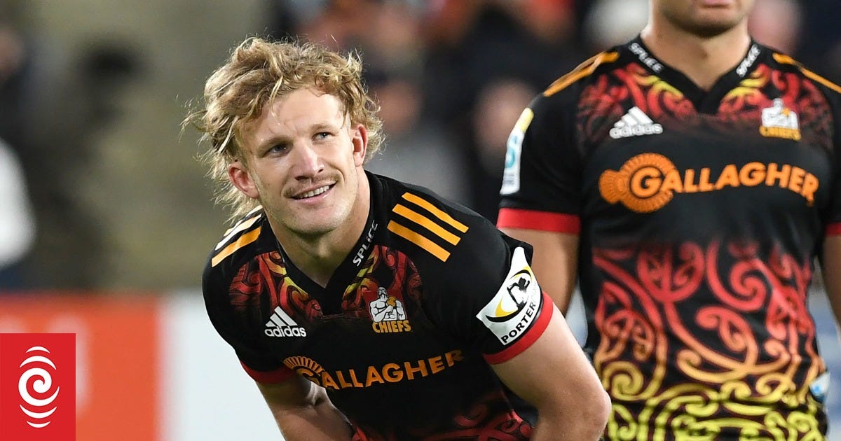 Damian McKenze re-signs with Chiefs until end of 2025. | RNZ News