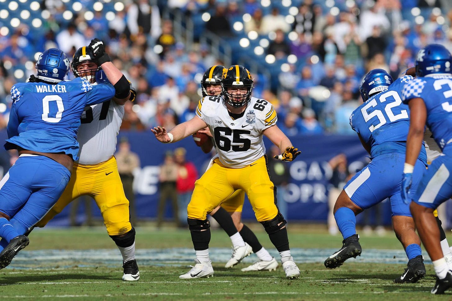 Logan Jones – University of Iowa Athletics
