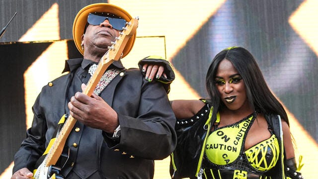 Naomi makes a rocking entrance with her father on guitar: SummerSlam 2025  highlights | WWE