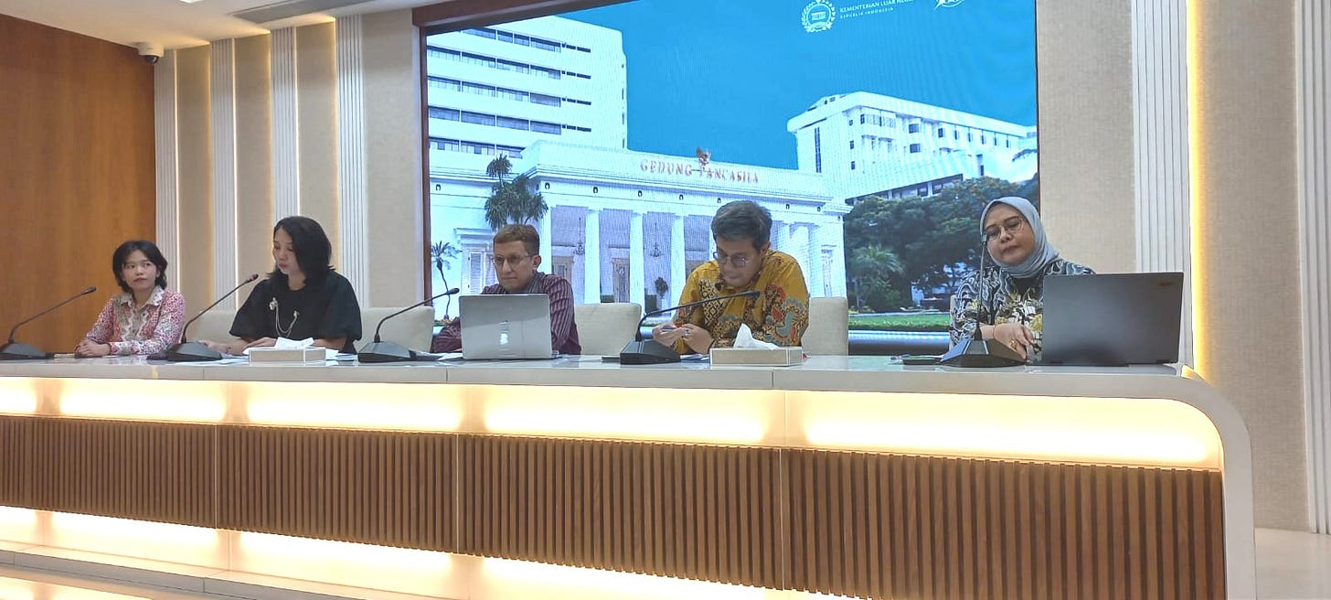 President Donald Trump and Southeast Asian leaders at the Board of Peace meeting in Washington, D.C., as Indonesia reiterates ASEAN solidarity. President Donald Trump and Southeast Asian leaders at the Board of Peace meeting in Washington, D.C., as Indonesia reiterates ASEAN solidarity.