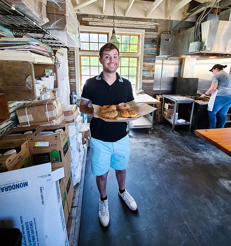 Hole Doughnuts interior seating