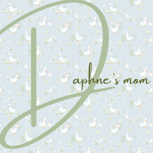 Kassi | Daphne's mom