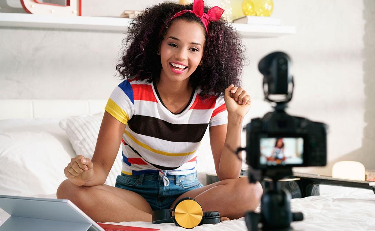 Youtuber', 'influencer'... así son las profesiones que enloquecen a tus  hijos | El Correo