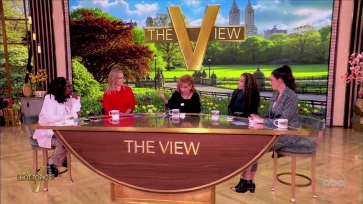 Las copresentadoras de «The View» afirman que Usha Vance «adicta al poder» en un ataque en ... Las copresentadoras de «The View» afirman que Usha Vance «adicta al poder» en un ataque en ...