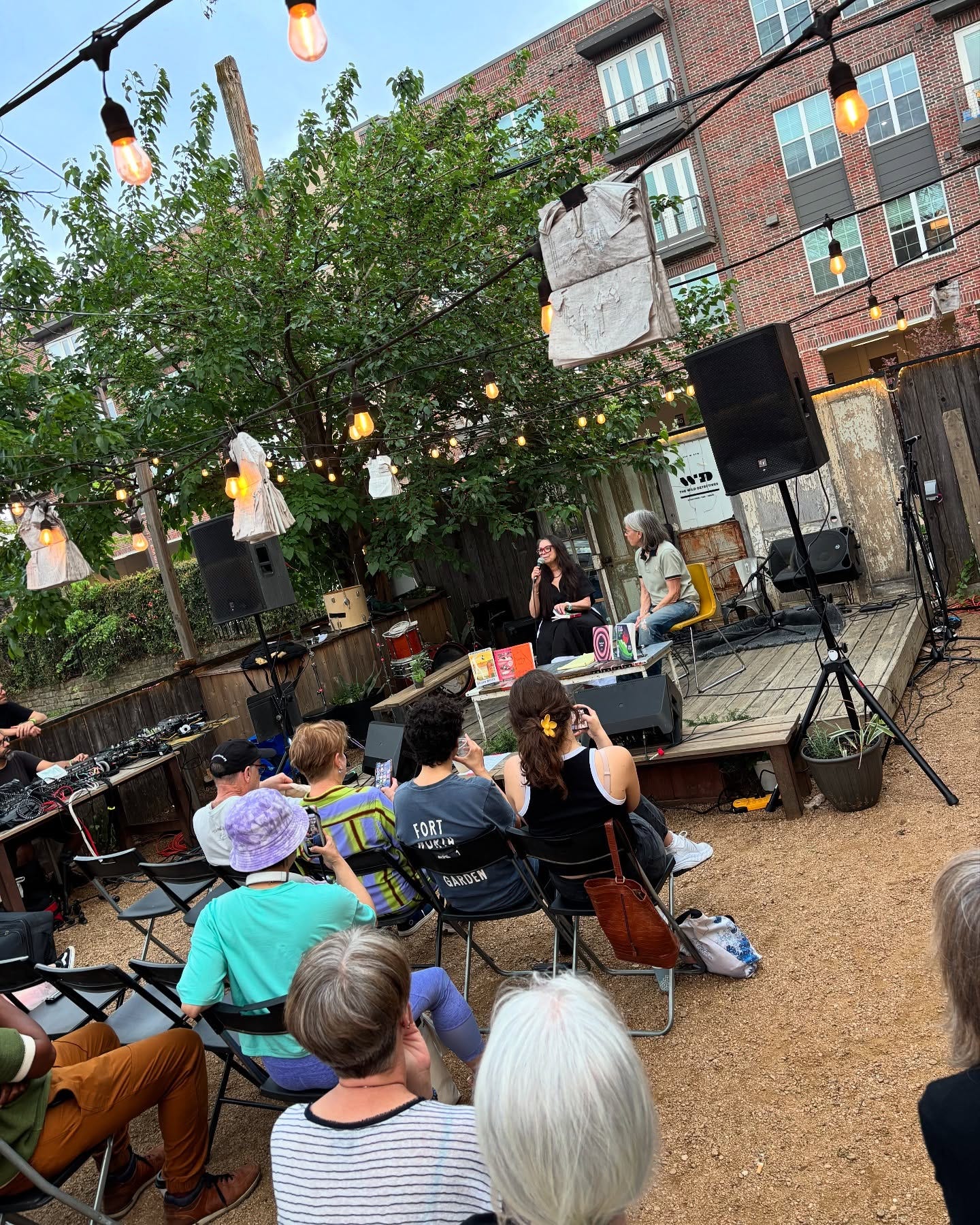 No photo description available.