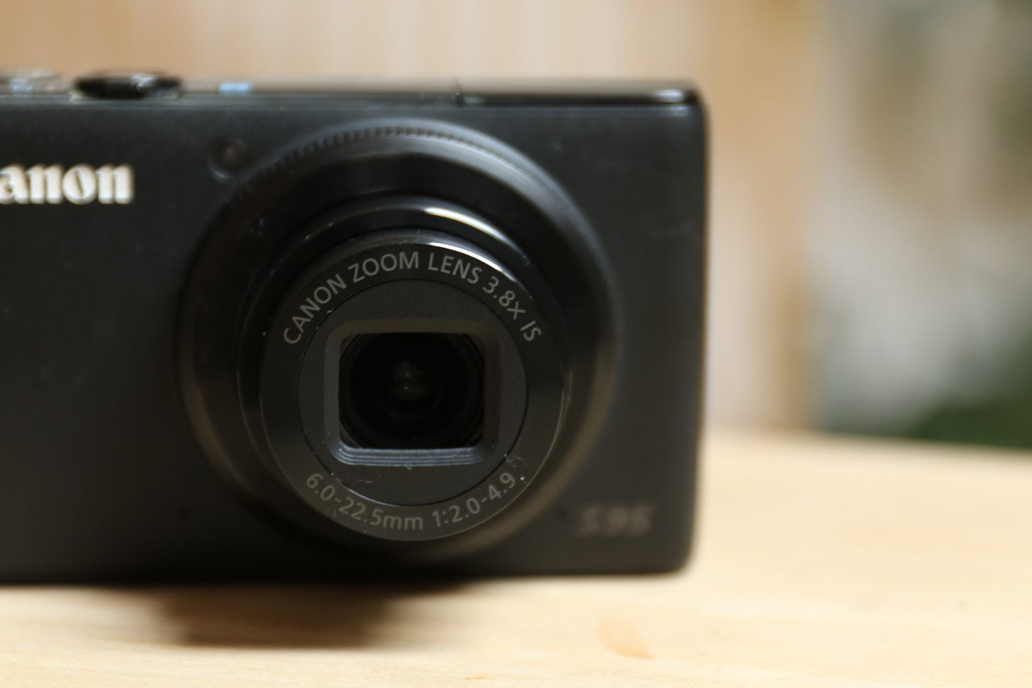 Canon PowerShot S95 コンパクトデジタルカメラ　SD付き Canon PowerShot S95 10MP 3.8x Zoom Digital Camera | eBay
