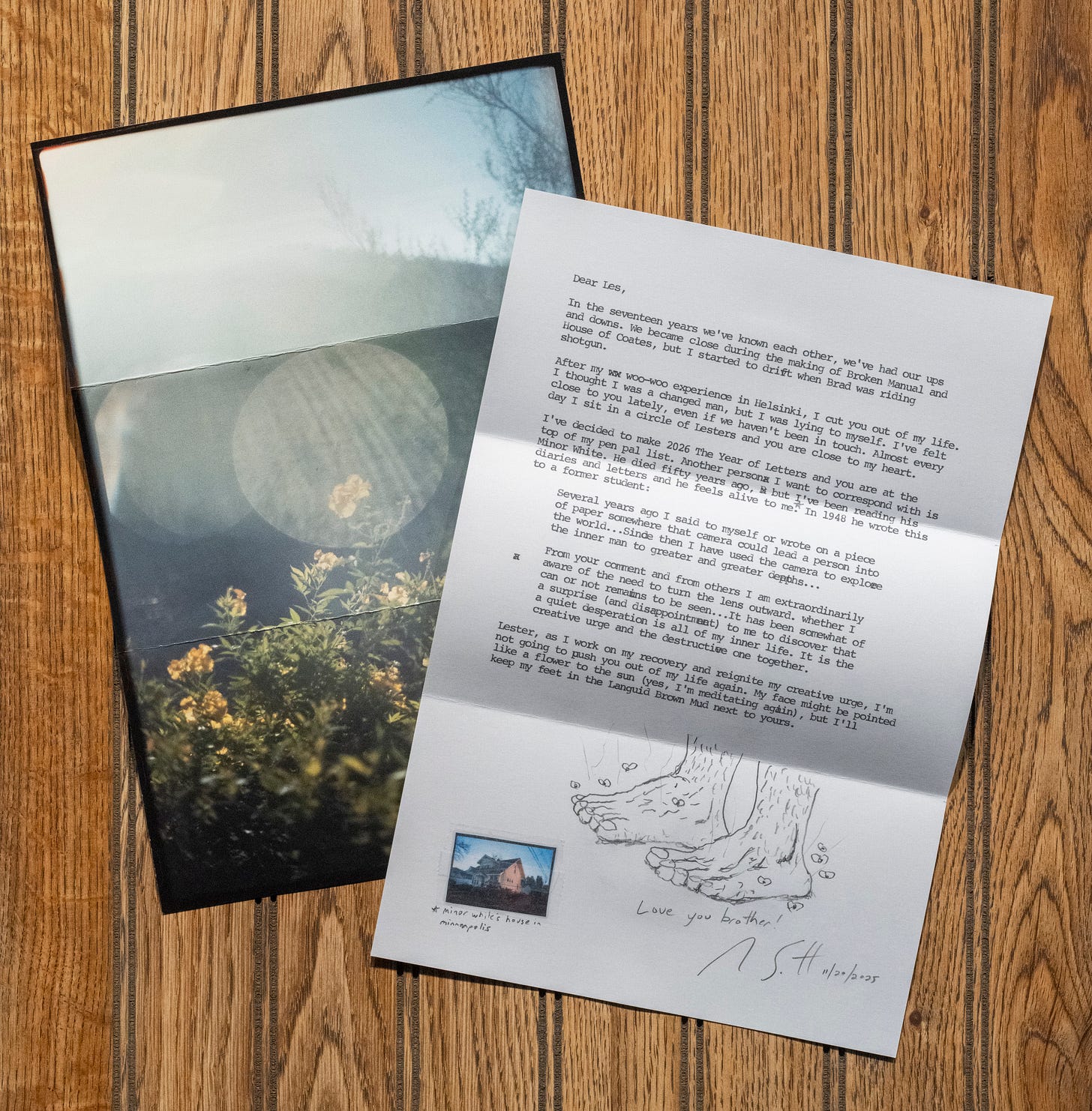 letter photographers