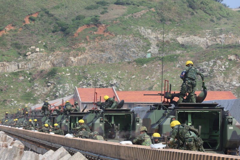 The final day of Han Kuang 41 war games Friday on the island of Dongyin near Matsu. (CNA, Dongyin Area Command photo) The final day of Han Kuang 41 war games Friday on the island of Dongyin near Matsu. (CNA, Dongyin Area Command photo)