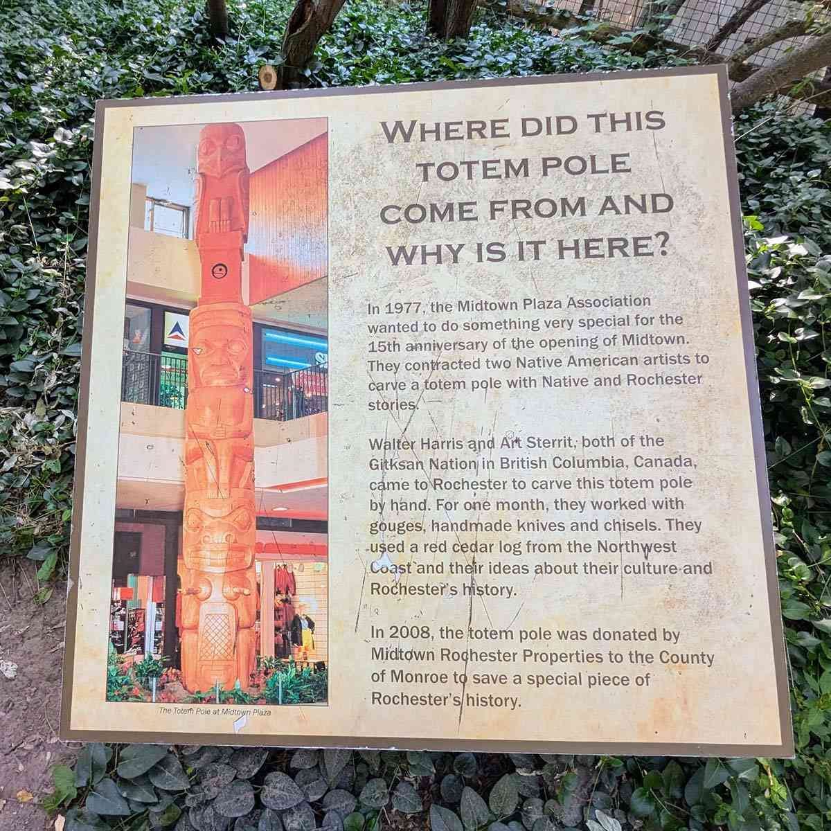 Midtown Plaza totem pole Seneca Park Zoo sign