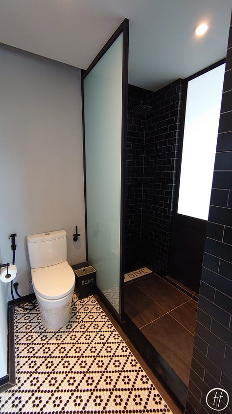 Bathroom of Corner room