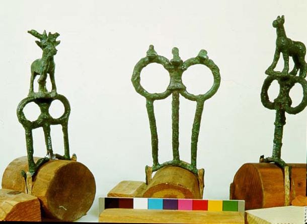 Ancient Sumerian copper (alloy) rein rings from Kish. (Field Museum of Natural History/CC BY-NC 4.0) Ancient Sumerian copper (alloy) rein rings from Kish. (Field Museum of Natural History/CC BY-NC 4.0)