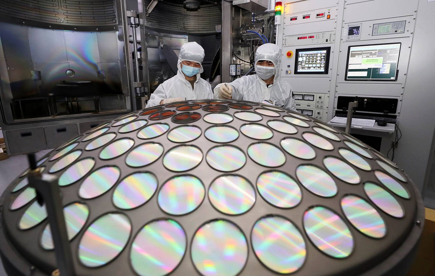 China's chipmaking power grows despite U.S. effort to counter it - The  Japan Times