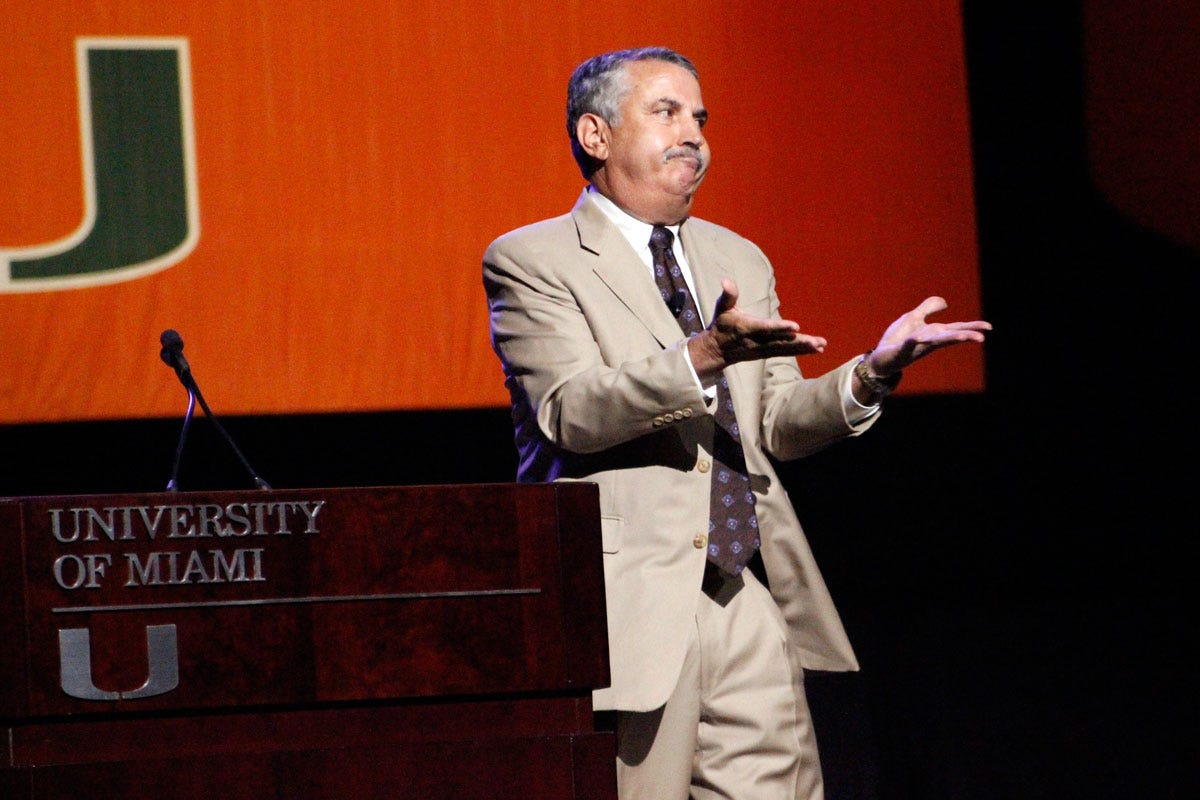 Three-time Pulitzer winner Thomas Friedman shares writing advice - The  Miami Hurricane