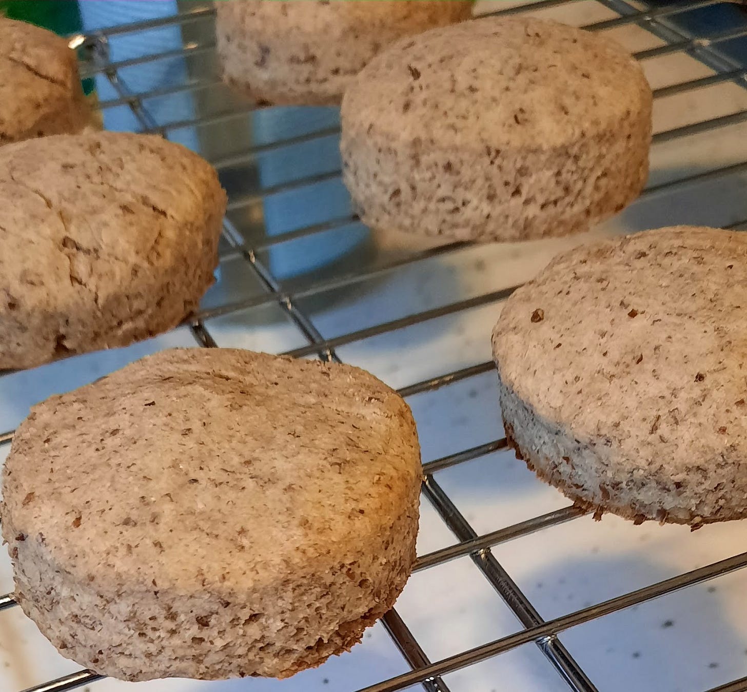 Made with wheat flour, flaxseed meal, and ground almonds. 