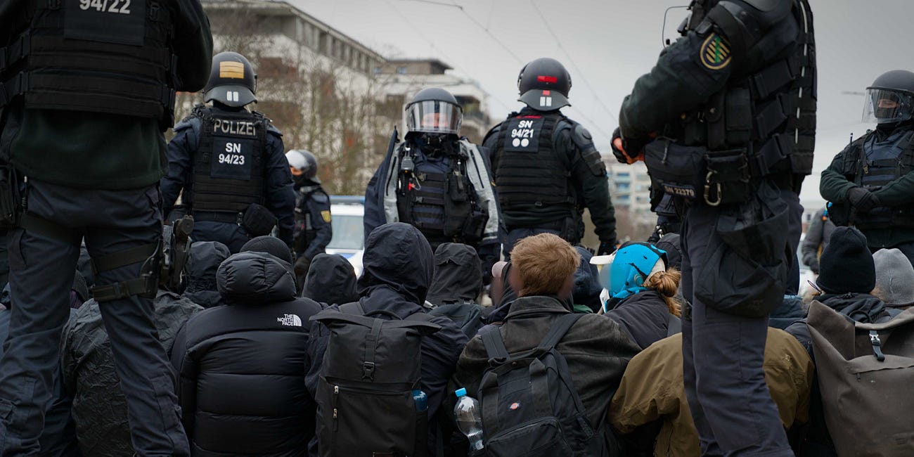 “Heult doch!”