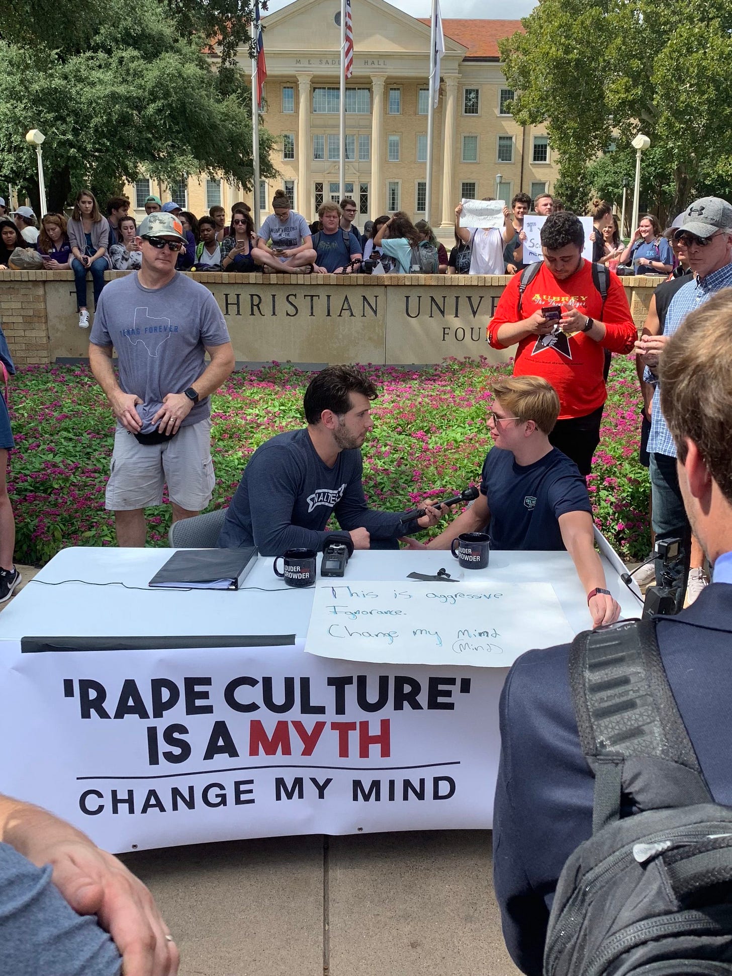 Students react to Crowder on campus | TCU 360