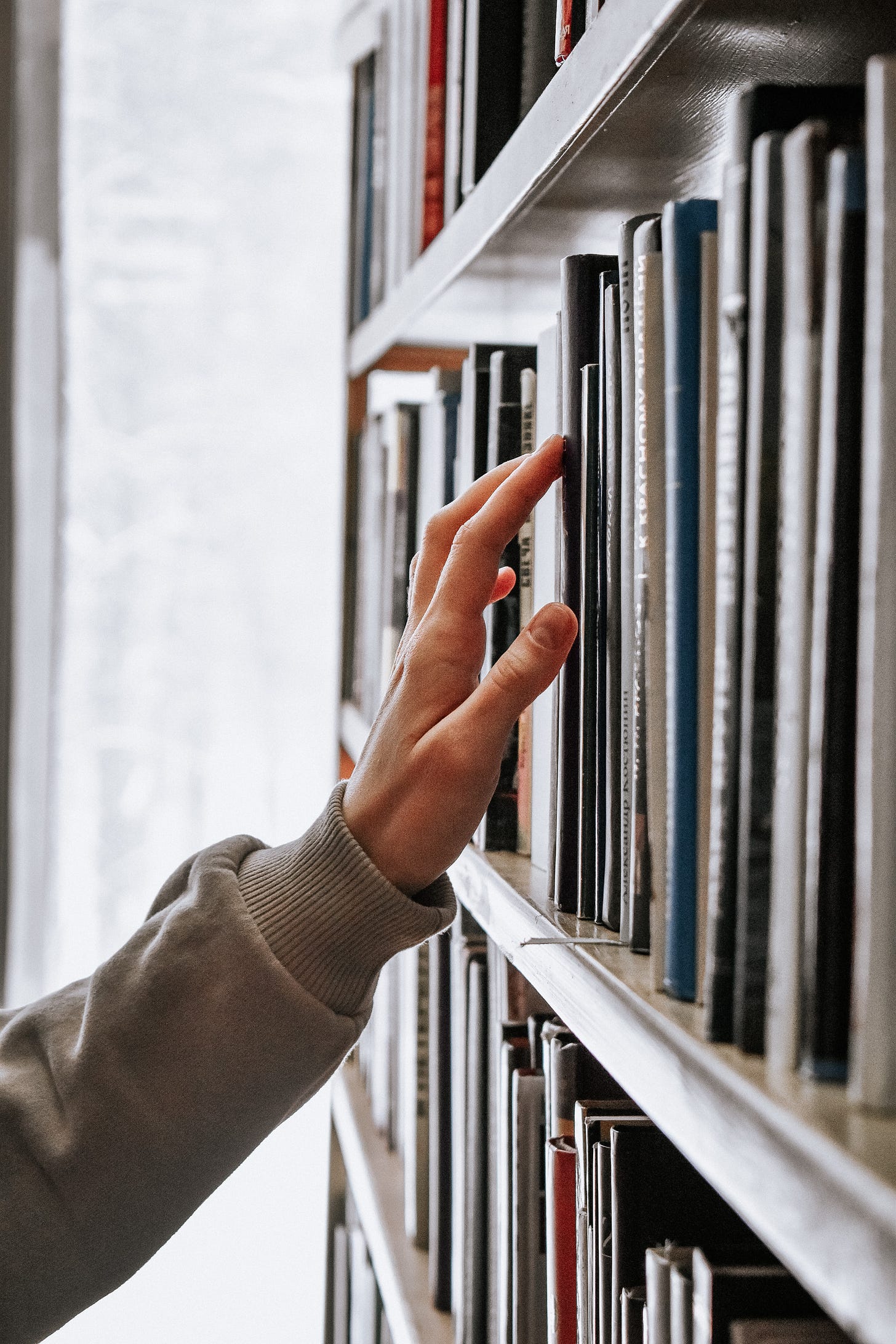 Photo by <a href="https://unsplash.com/@guzimak?utm_source=unsplash&utm_medium=referral&utm_content=creditCopyText">Guzel Maksutova</a> on <a href="https://unsplash.com/s/photos/library?utm_source=unsplash&utm_medium=referral&utm_content=creditCopyText">Unsplash</a> 