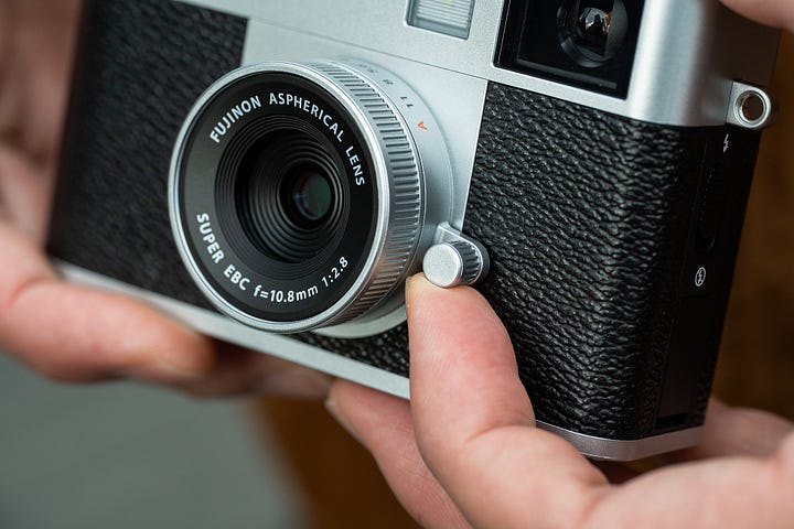 Fujifilm X half camera