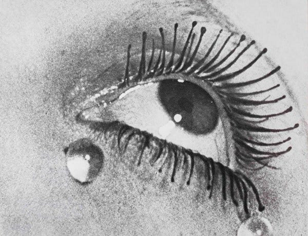 Fotografia dalla mostra di Man Ray