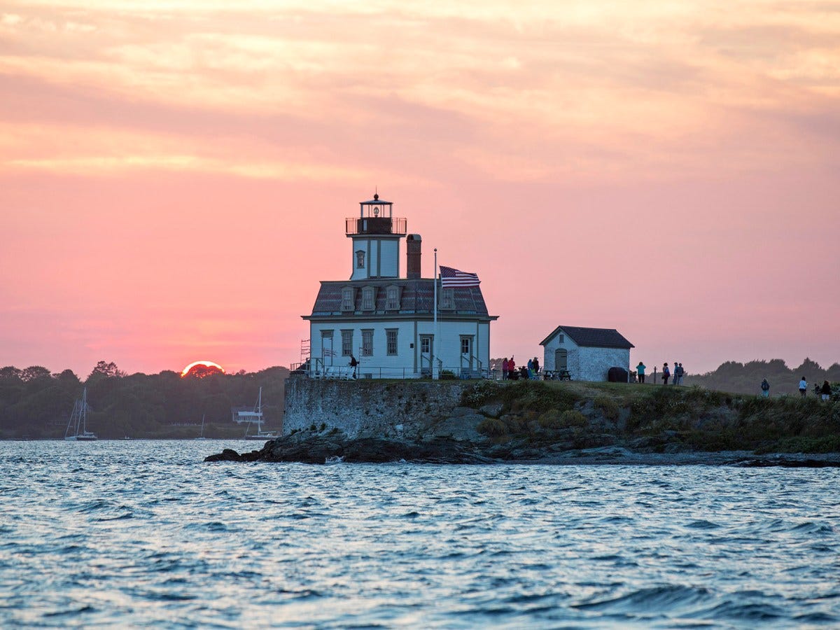 Pre-orders now available for Rose Island Lighthouse License Plate
