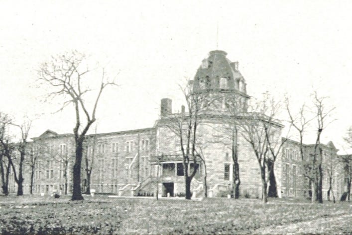 I lived in a former insane asylum on Roosevelt Island
