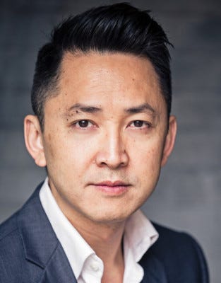 https://vietnguyen.info/wp-content/uploads/2015/08/28BOOKNGUYEN-blog427-313x400.jpg