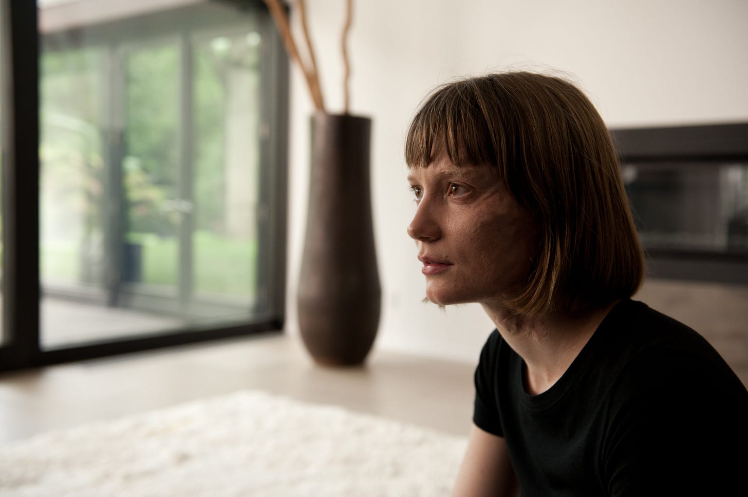 Mia Wasikowska Source على X: "📷 Mia Wasikowska as Agatha Weiss in 'Maps to  the Stars' (2014, dir. David Cronenberg) https://t.co/mi96qRZIv2" / X