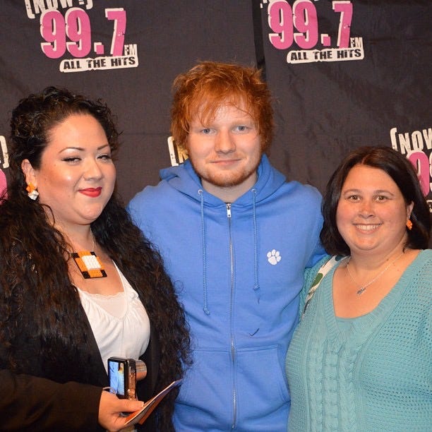 images of Ed Sheeran playing guitar and singing, image of girls with Ed Sheeran