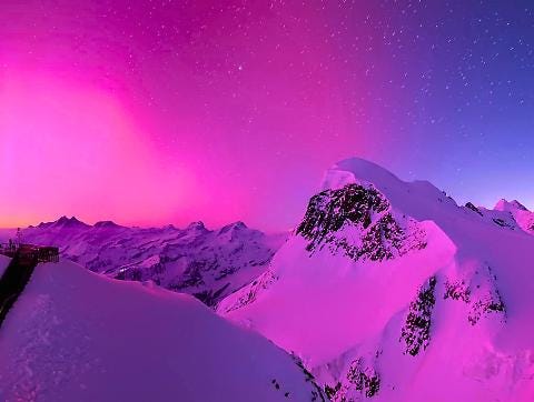 eb5fb8d6-0851-4413-9b40-eff677d3e8ae-1715377096312.jpg--aurora_boreale_sul_piemonte_e_su_quasi_tutta_l_italia.jpeg