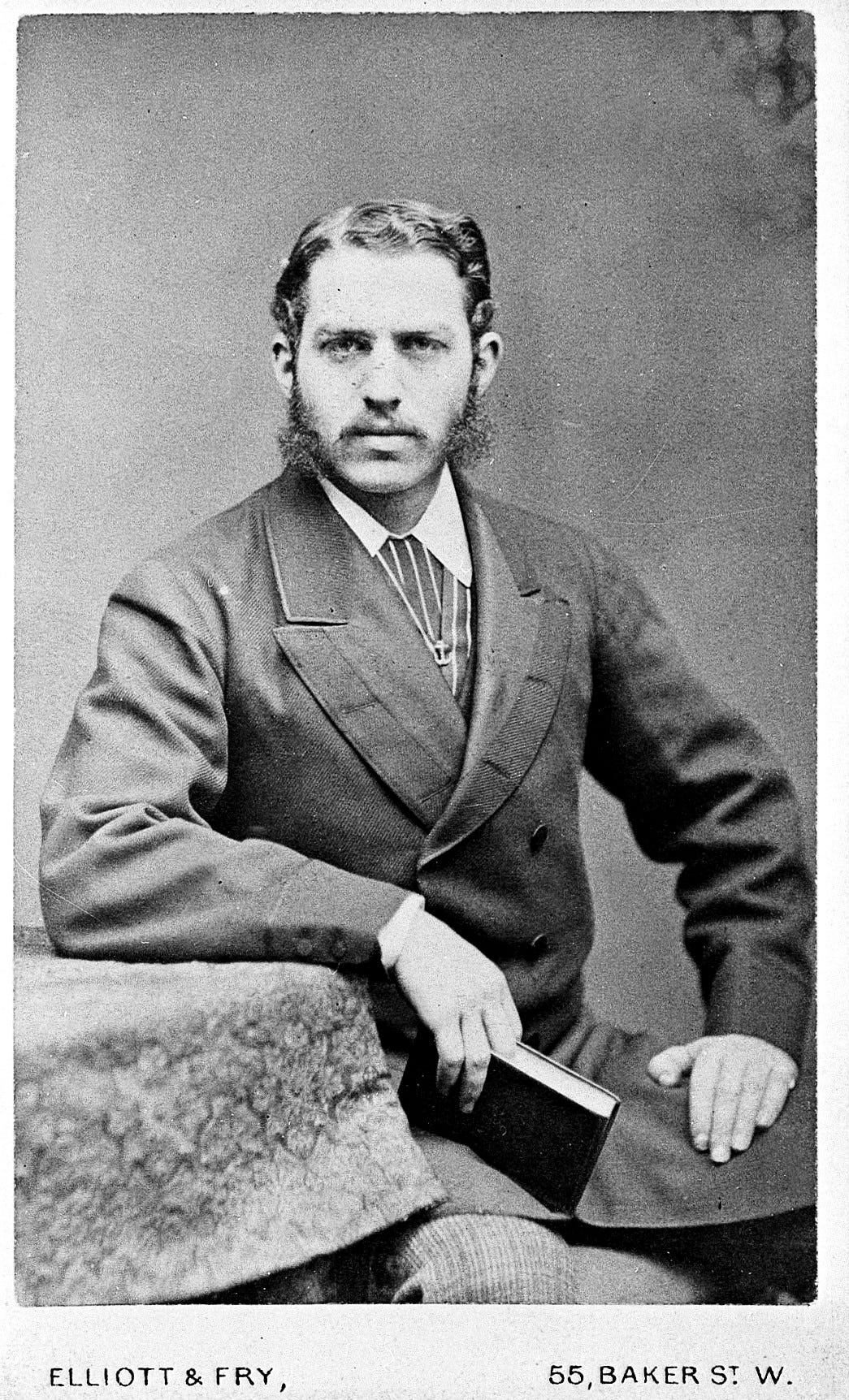 File:Portrait of Sir Arthur Schuster Wellcome L0003438.jpg ... File:Portrait of Sir Arthur Schuster Wellcome L0003438.jpg ...