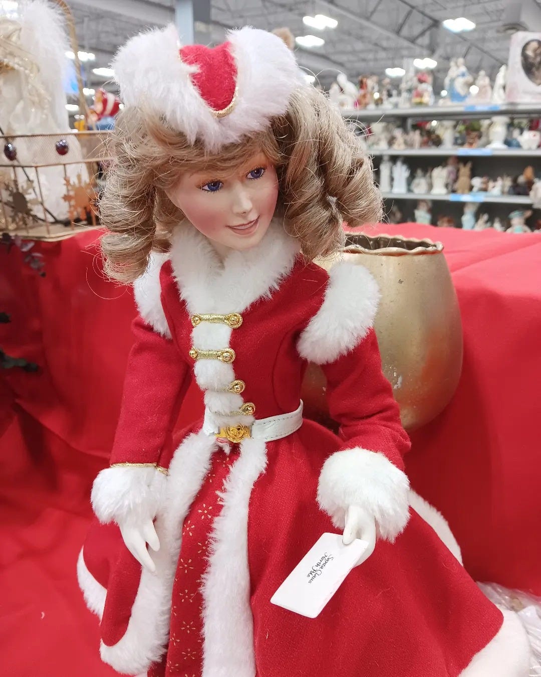 No photo description available.