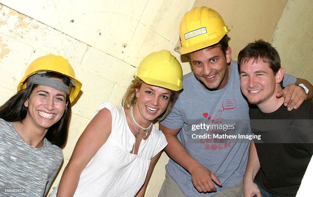 Lauren Melkus, Britney Spears, Bryan Spears and Dan Dymtrow have some...  News Photo - Getty Images