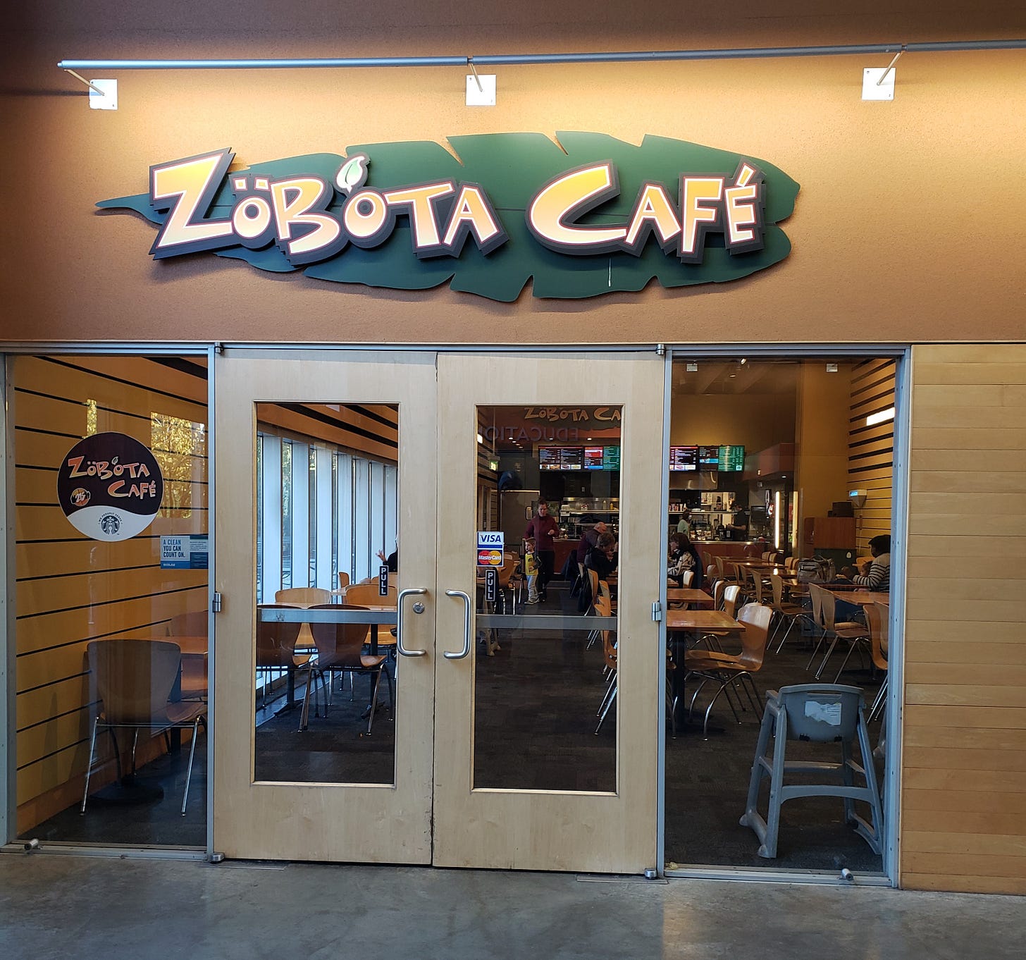 The front of the Zobota Cafe at Como.